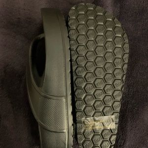 New flip flap sandals